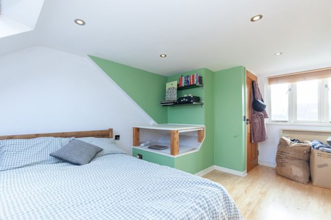 Terraced house for sale in James Street, Oxford