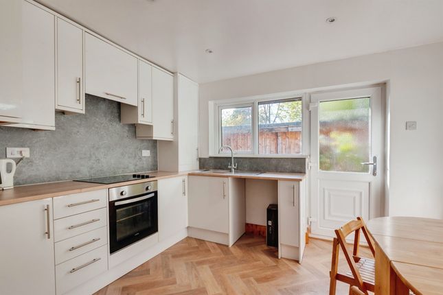 14, Wisenholme Close, Runcorn photo 3