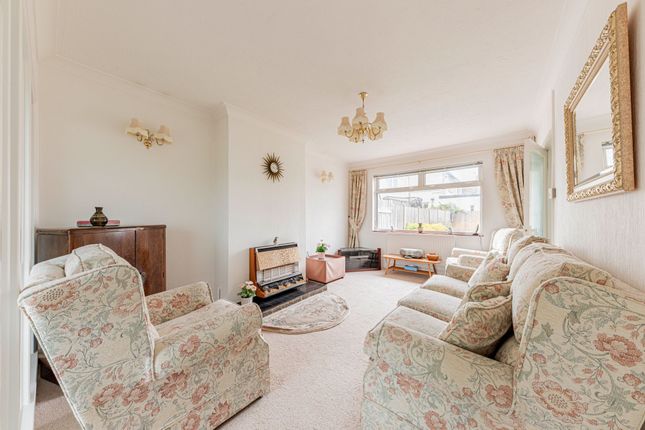 3-bed house on 7 Barnfield Road, Faversham, £260,000
