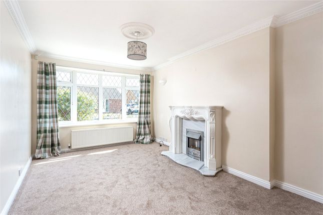 17, Harcourt Close, York photo 2