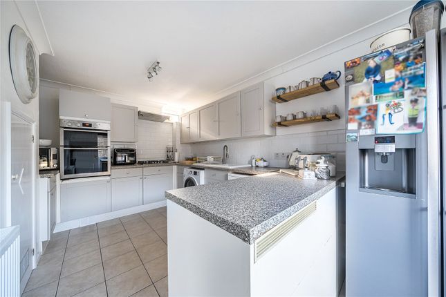 23, Treebourne Road, Westerham photo 3