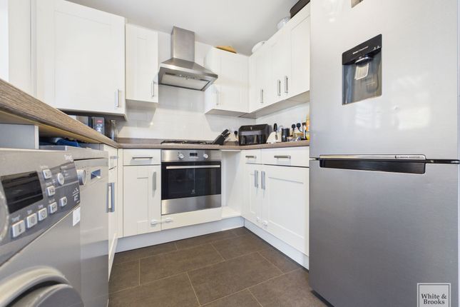 11 Osborn Drive, Chichester photo 3