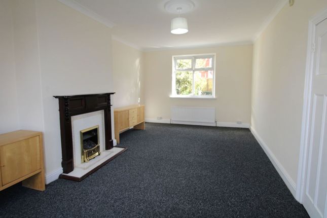 6, Westacre Gardens, Newcastle upon Tyne photo 3