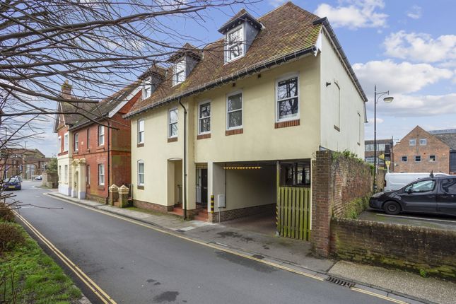 Thumbnail Maisonette to rent in South Pallant, Chichester