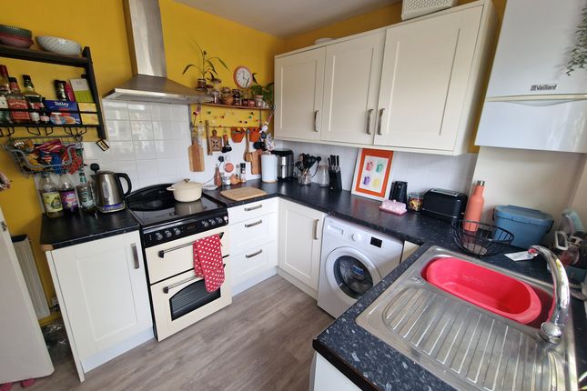 168 Goldcroft, Yeovil photo 4
