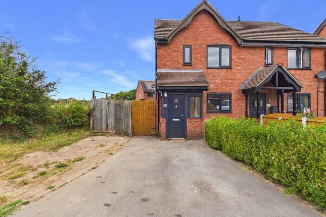 2-bed house on 25, Peak Close, Rugeley, £180,000