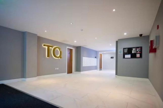 2-bed flat on 203 The Quadrant, 150 Sand Pits, Birmingham, £300,000