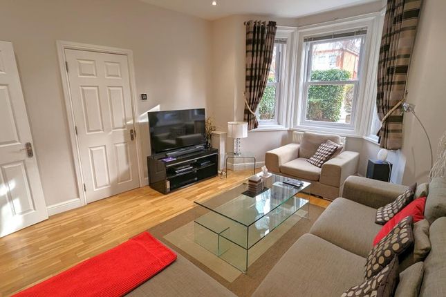 2, The Grove, Woking photo 3