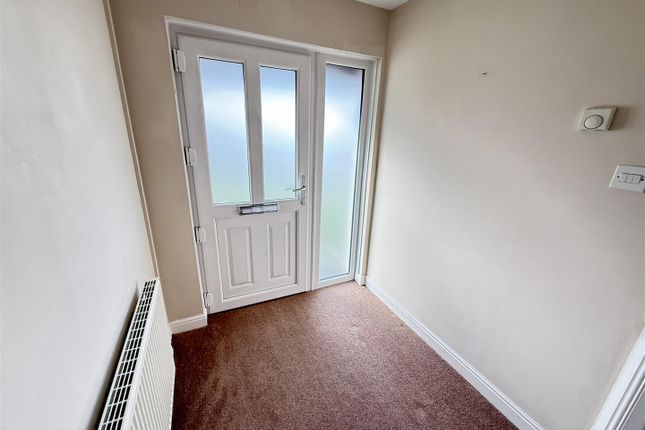 11a, Maes Iwan, Aberaeron photo 3