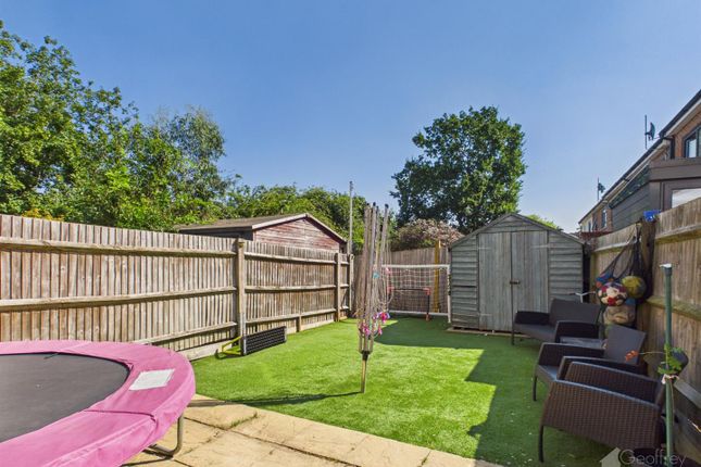 2, Meyrick Mead, Harlow photo 2