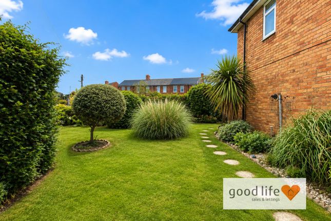 61, Marigold Crescent, Houghton Le Spring photo 3