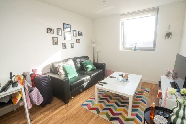 Apartment 705, 11, Plaza Boulevard, Liverpool photo 3