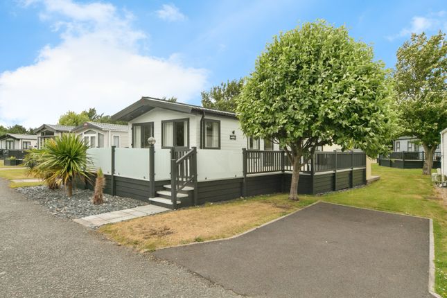 2-bed caravan on Willow 03  Aberconwy, Conwy, Conwy, £185,000