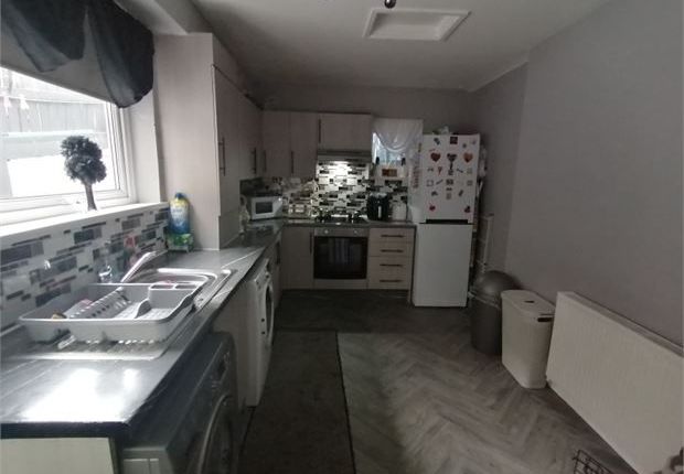 1, Brynhyfryd Terrace, Tylorstown photo 3