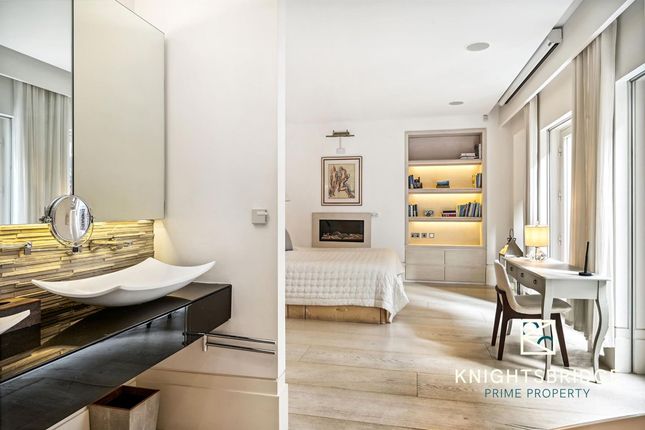 20 Adams Row (10).Jpg