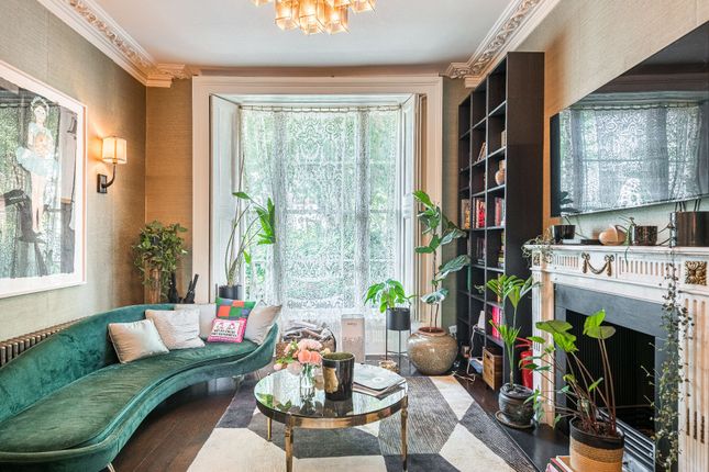 104 Hereford Road, London photo 3