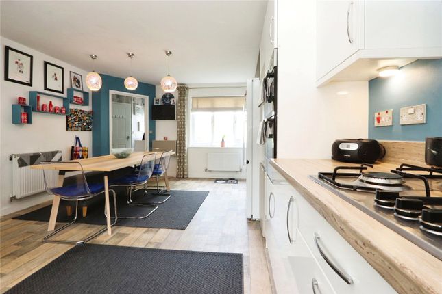 54, Taylor Crescent, Bideford photo 4