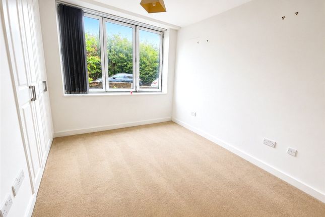 Flat 35, Berwick House 8-10,, Knoll Rise, Kent photo 3