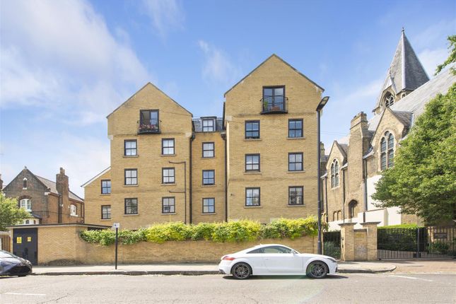 1-bed flat on 11, Wordsworth Place, London, £295,000