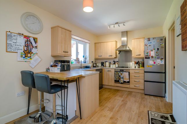 38, Webbs Way, Tewkesbury photo 4