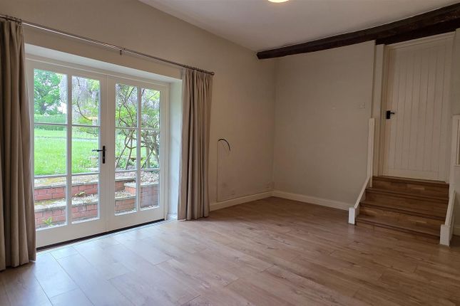 Bedroom1.Jpg