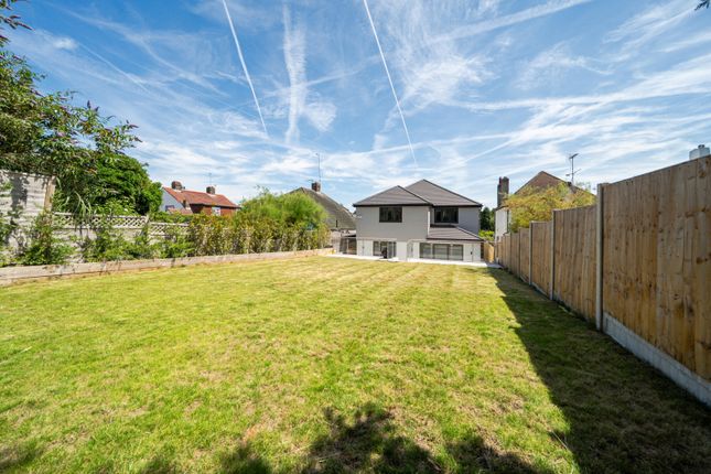 98, Tubbenden Lane, Orpington photo 4