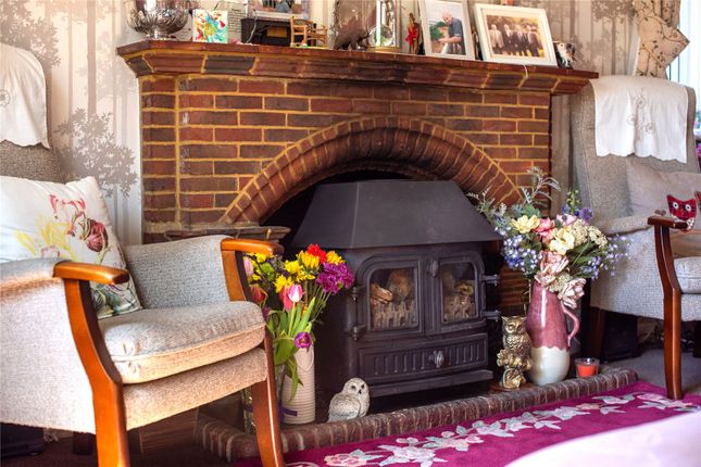 Lynton Cottage,, Broomehall Road, Dorking photo 4