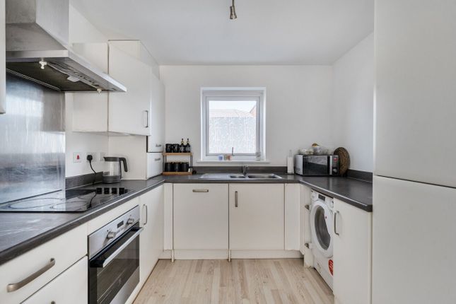 26 Staddle Stone Road, Exeter photo 4
