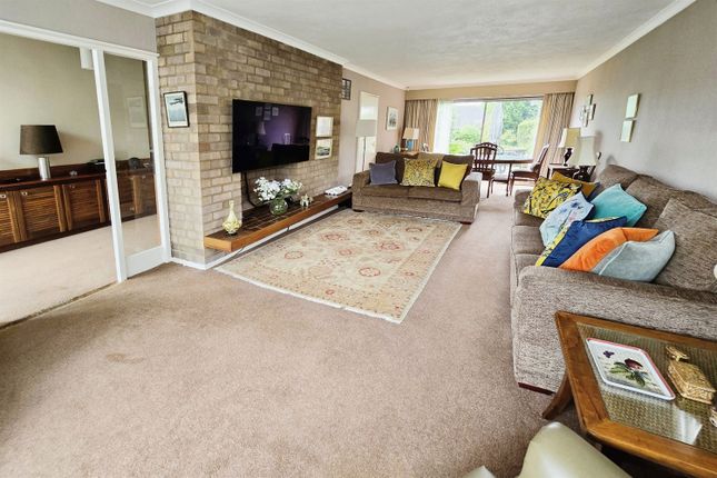 7, Kendal Drive, Beeston, Nottingham photo 2