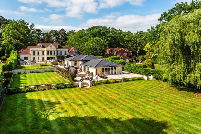 Touchstone House,, The Fairway, Surrey photo 3