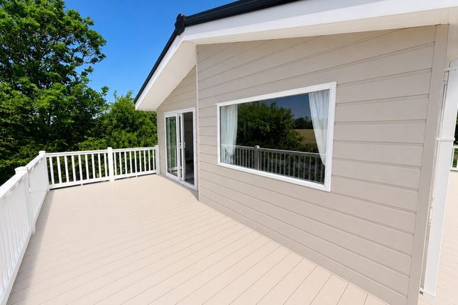 Carlton Meres Holiday Park, Saxmundham photo 2