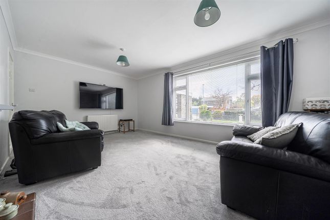 Kingfisher Close, Bedford photo 2