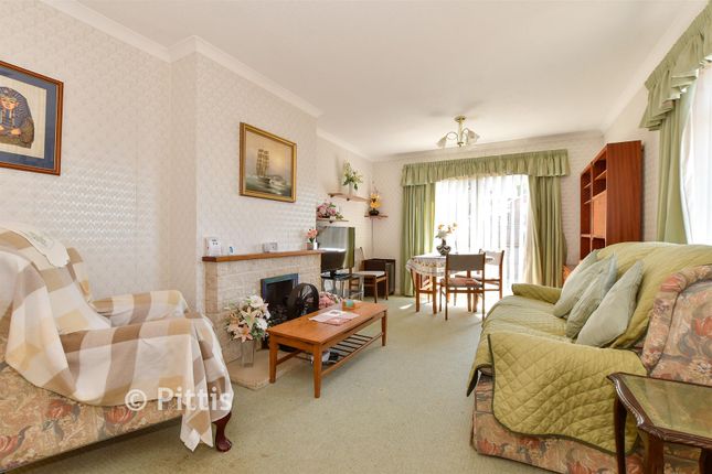 9, Kestrel Close, Sandown photo 3