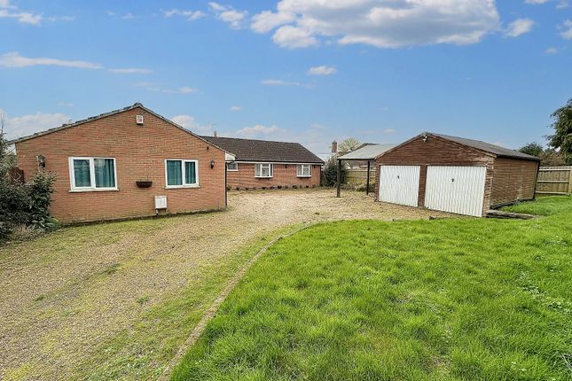 Bungalow for sale in Winchester Road, Four Marks, Alton, Hampshire