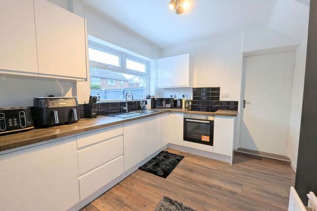 9 Sycamore Road, Sunderland photo 3