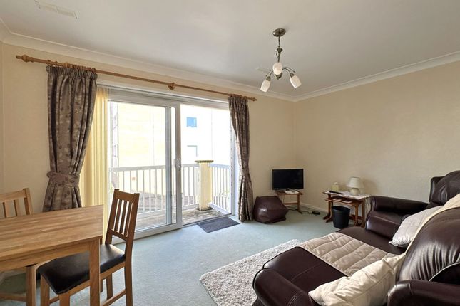4, Western Court, Sidmouth photo 2