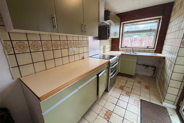 21,, Stourmore Close, Willenhall photo 3