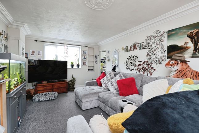 293, Micklefield Road, High Wycombe photo 4