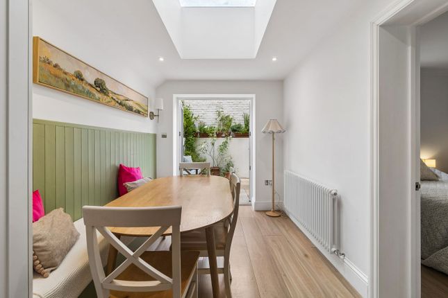 25a, Hetley Road, London photo 4