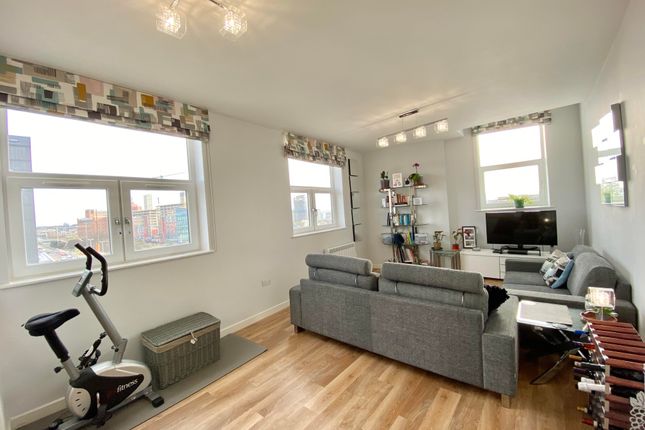 Flat 56, Tate House, 5, New York Road, LEEDS photo 5