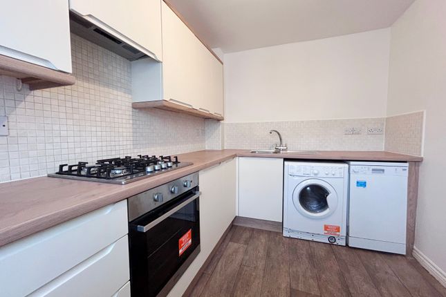 7, Joyford Passage, Cheltenham photo 4