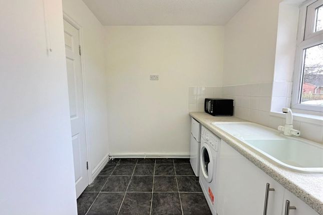 3 Waterfront, Blackburn photo 4