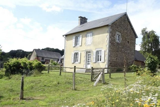 Detached house for sale in Juvigny-Le-Tertre, Basse-Normandie, 50520, France