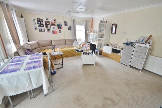 Seawick Road, Clacton-on-Sea photo 3