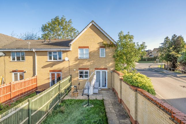 3-bed terraced on 2, Field View, Brackley, £300,000