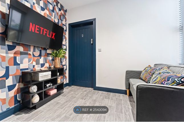 Shared Snug/ Tv Area