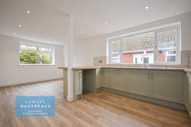 73 Dollys Lane, Stoke-on-Trent photo 3