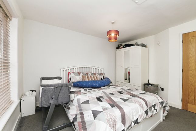 Flat for sale in Newland Street, Witham, Essex
