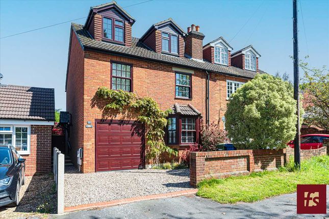 Semi-detached house for sale in Wellington Road, Crowthorne