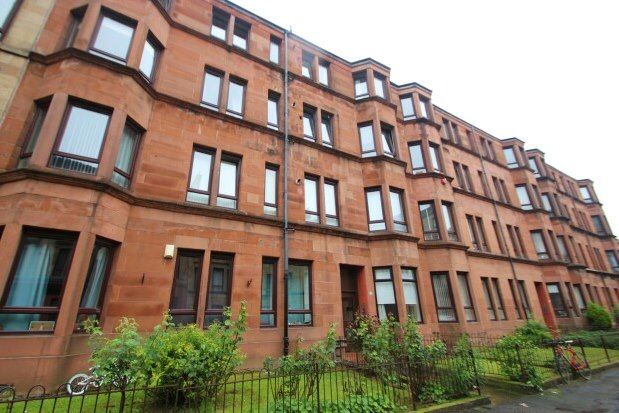 Thumbnail Flat to rent in Roebank Street, Glasgow